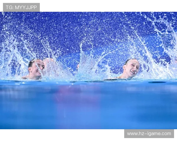 从勇气到艺术跳水运动员在水花背后的力量与美感